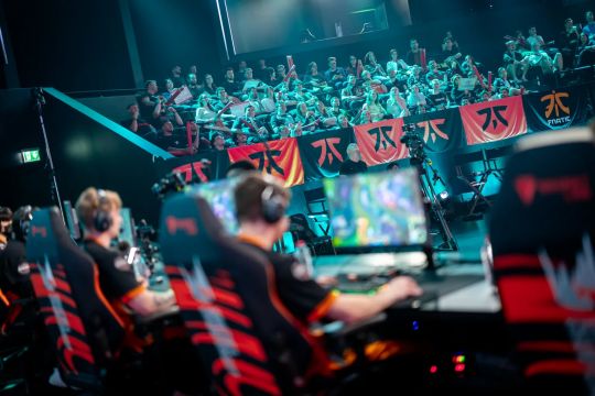 并将克雷伊 并将克雷伊